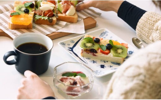 【波佐見焼】natural69 cocomarine 正角皿2枚セット マンタ／ジンベイザメ [QA03]