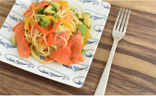 【波佐見焼】natural69 cocomarine×Janke 正角皿2枚セット 色くじら／白くじら [QA06]