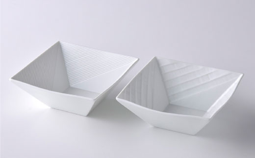 【波佐見焼】白磁手彫 角小鉢 2点セット1 食器 皿 【一真陶苑】 [BB37]