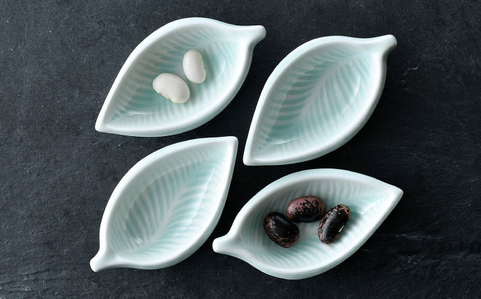 【波佐見焼】青白磁 葉 小鉢 4個セット 食器【正右衛門窯】 [BG08]