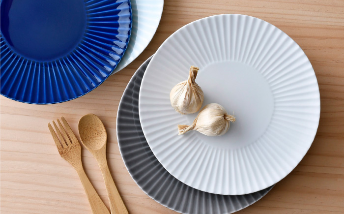 【波佐見焼】しのぎ 大皿4枚セット(青磁・白マット・グレー・瑠璃) 食器 プレート【一龍陶苑】 [CC81]