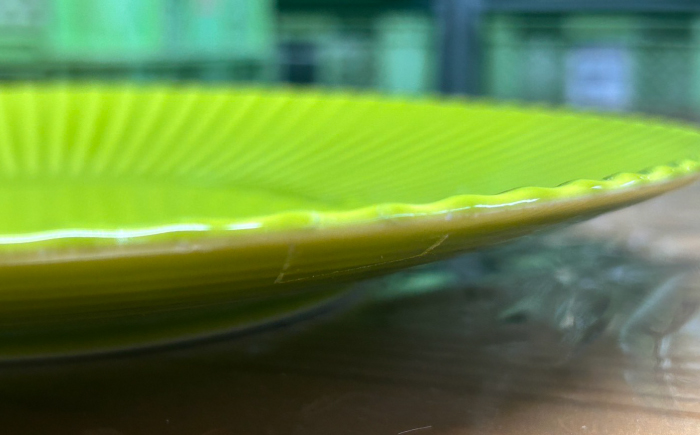 【波佐見焼】 【訳あり】しのぎ 若草 特大皿 プレート【一龍陶苑】 [CC94]