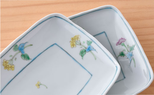 【波佐見焼】小花紋 角皿 2枚組【藍水】 [GB23]