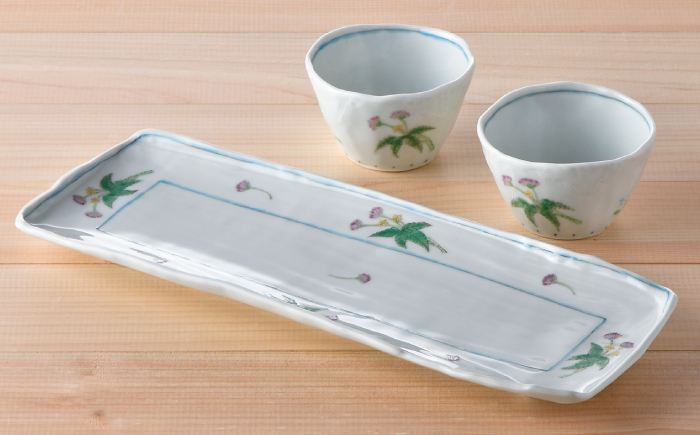 【波佐見焼】ねむの木 長角皿 プレート おしゃれな彫入りカップ 湯呑み 2個組【藍水】 [GB29]