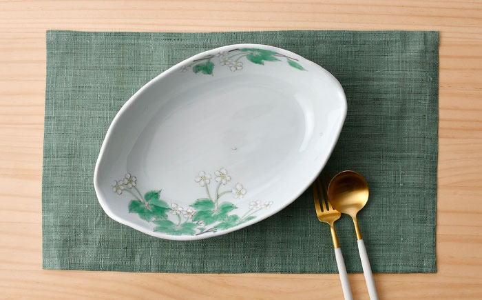 【波佐見焼】はくさんいちげ 楕円深鉢 1点【藍水】 [GB56]