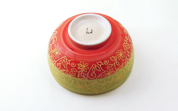 【波佐見焼】ワール丼 アラベスカ 2個セット 丼ぶり 赤・水色 【大貴セラミックス】 [HF18]