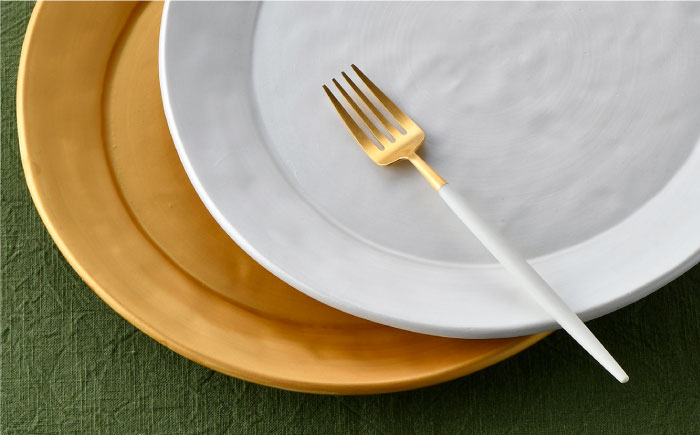 【波佐見焼】波佐見塗 金・銀 プレート 【野下上絵】 [LE07]