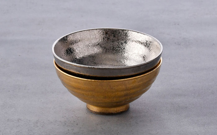 【波佐見焼】ペア茶碗・デミタスカップ・小皿 ゴールド プラチナ 桜 椿【陶もと/不二商店】 [NB133]