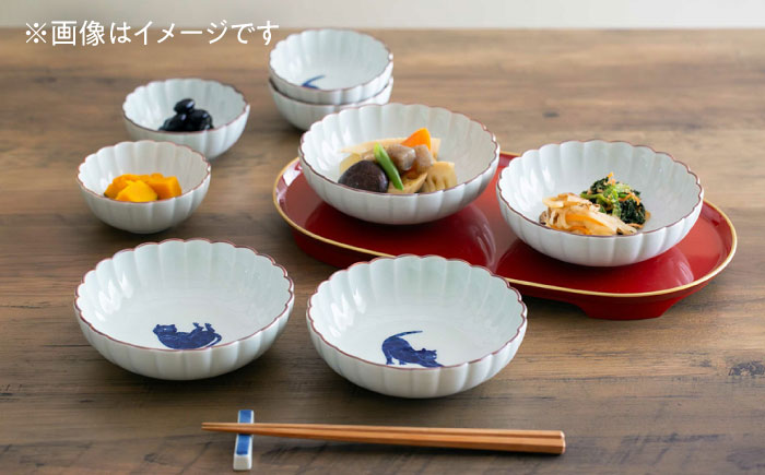 【波佐見焼】呉須猫 菊割小付 〈三日月〉 3点セット【西海陶器】 [OA500]