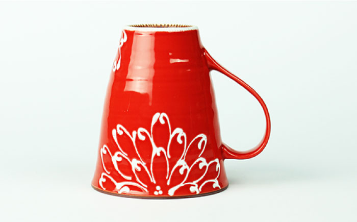 【波佐見焼】一珍菊 マグカップ （青・赤） ペアセット【山下陶苑】 [PC42]