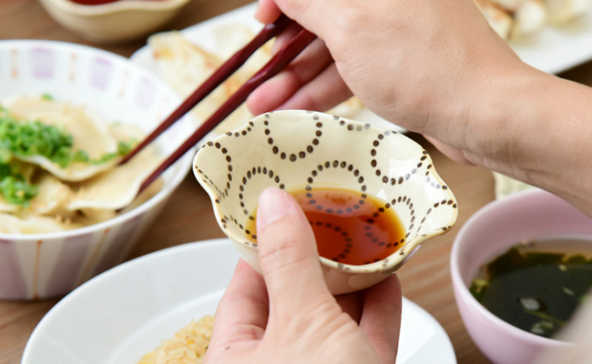 【波佐見焼】粉引釉 六方押小付 5個セット 十草／羽根／円／花／糸【natural69】 [QA136]