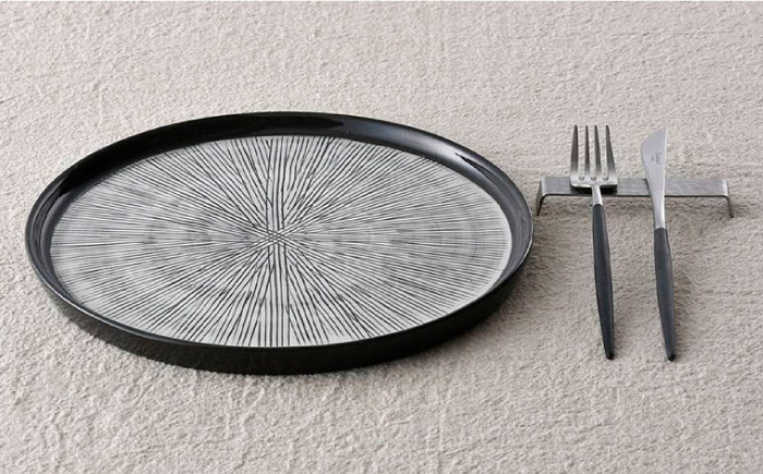 【波佐見焼】Sen・彫 プレート L 24cm【利左エ門窯】 [QB49]