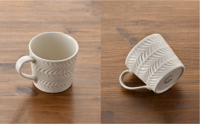 【波佐見焼】Rosemary マグカップ・ プレート 4点セット（アイボリー・ブラック） スープマグ 小皿 ケーキ皿【トーエー】 [QC47]