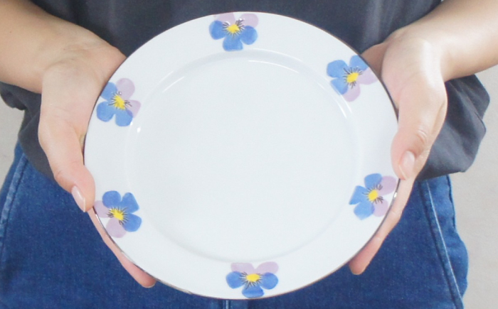 【波佐見焼】リムプレートM パンジー 2枚 セット 【トーエー】 [QC78]