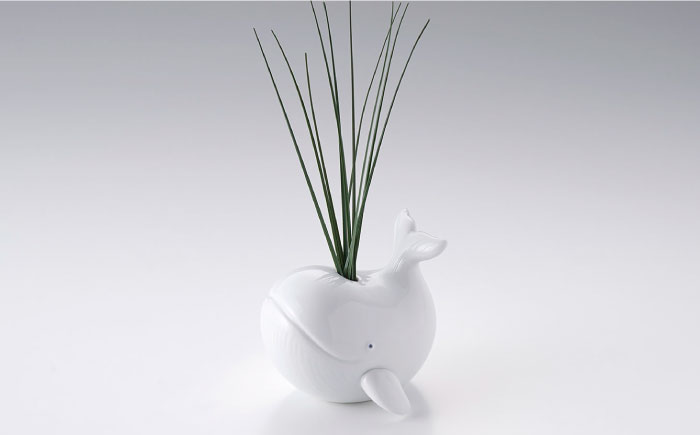 【波佐見焼】一輪挿し（くじら）インテリア 置物【アトリエやま】 [RE20]