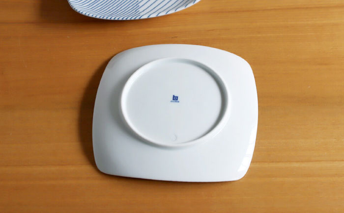 【白山陶器】【グッドデザイン賞】重ね縞 反角中皿 2枚セット【波佐見焼】 [TA162]