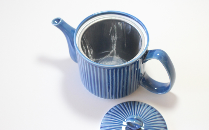 【波佐見焼】ポット ・ カップ ・ プレート 5点セット ブルー【陶芸ゆたか】 [VA96]