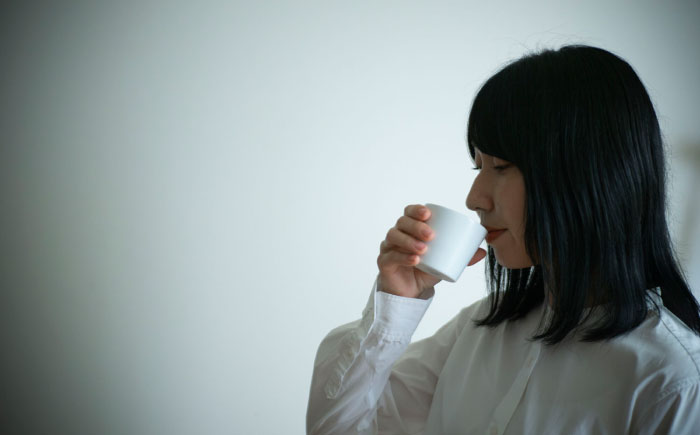 【波佐見焼】zen to 伊藤ひいな 酒器「てのひら湖」 2点セット【中善】 [YE25]