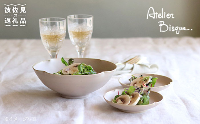 【波佐見焼】お花の盛り鉢 ボウル 小皿 セット ピンクベージュ 【アトリエビスク】 [RD23]