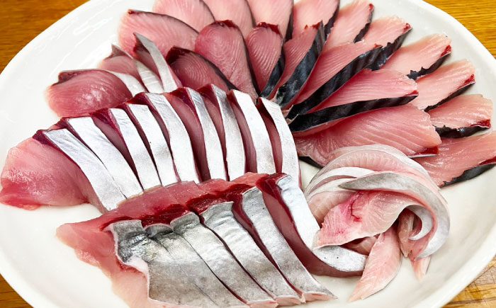 【とけたらとれたて】 ハガツオ（下処理・瞬間冷凍済） 生・炙り食べ比べセット計600g以上（各300g 2パック） 長崎県 小値賀町 [DBY013]