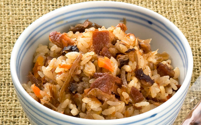 【年内配送】角煮5個・ちまき8個・角煮めしの素2個/角煮家こじま [DBX018]