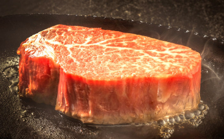 【全6回定期便】「希少部位」長崎和牛 ヒレ ブロック 計3.6kg （約600g/回）【黒牛】 [QBD039] [QBD039]