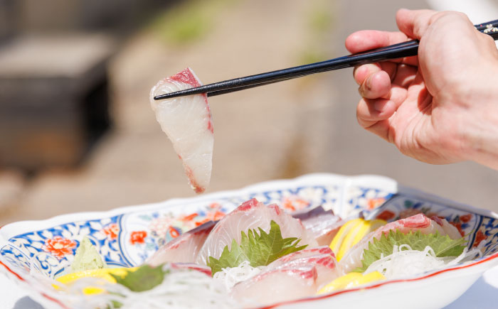 【期間限定】【12/27～1/3着】 ヒラス （ヒラマサ） 1本 4.0kg以上 養殖 刺身 しゃぶしゃぶ  【ひまわり】 [RBK008]