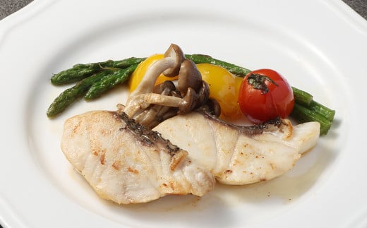 熊本県産天然鯛切り身 約1kg 天然 鯛 たい タイ 切り身 切身 煮付け 煮物 魚介 魚 冷凍 熊本県産