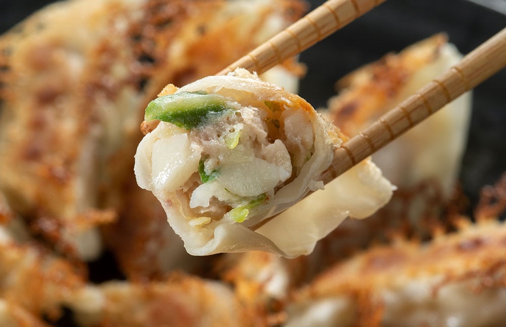 餃子の王国　黒豚でか生餃子どでかドン1.8kg(36個)	