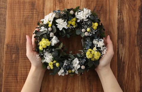 ドライフラワー リース  Lサイズ 1個 縦23㎝以上×横23㎝以上 花 植物