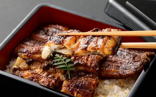 うな重 （特上） 4人前 鰻 ウナギ 鰻重 うなぎの蒲焼 鰻の蒲焼 蒲焼き タレ うなぎのタレ 山椒 ごはん ご飯 国産