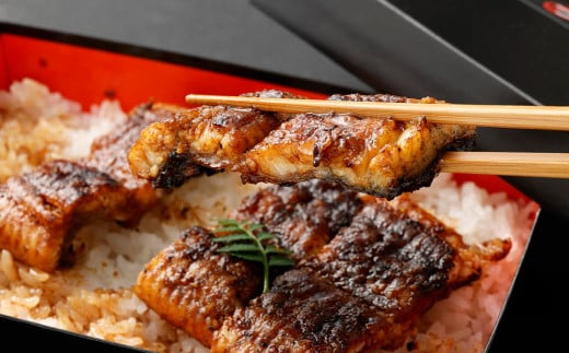 うな重 （上） 2人前 鰻 ウナギ 鰻重 うなぎの蒲焼 鰻の蒲焼 蒲焼き タレ うなぎのタレ 山椒 ごはん ご飯 国産