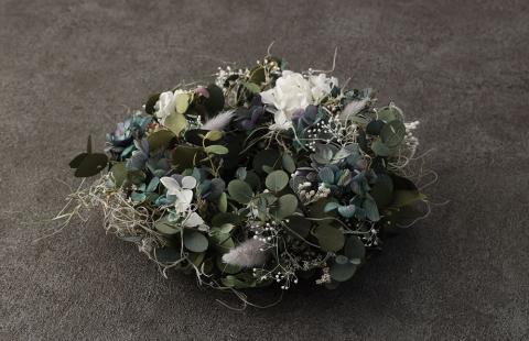 ドライフラワー リース  Lサイズ 1個 縦23㎝以上×横23㎝以上 花 植物