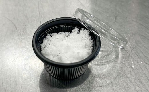 松本商店 （やきとり和笑）が焼き上げた 天草大王 もも ・ ねぎま 10本セット （手作り塩・たれ付） ／ 焼き鳥 焼鳥 鶏肉 肉 とり とり肉 鳥 モモ ネギマ ネギ間 ねぎ間 セット 備長炭 塩 タレ 急速冷凍 レンジ つまみ おつまみ 冷凍 熊本県