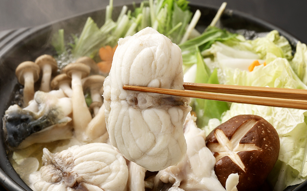 熊本県産とらふぐ刺身1皿＆ぶつ切り2パック＆本皮1カップ＆ポン酢もみじおろし4袋【Firesh】