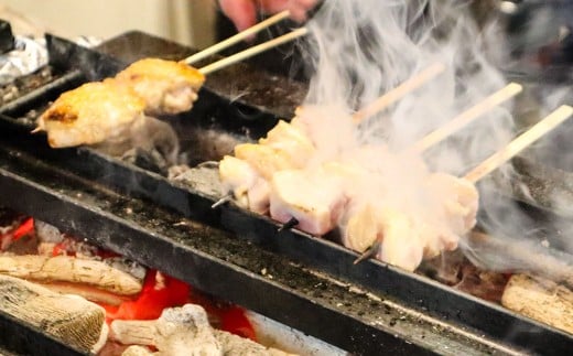 松本商店 （やきとり和笑）が焼き上げた 天草大王 もも ・ ねぎま 10本セット （手作り塩・たれ付） ／ 焼き鳥 焼鳥 鶏肉 肉 とり とり肉 鳥 モモ ネギマ ネギ間 ねぎ間 セット 備長炭 塩 タレ 急速冷凍 レンジ つまみ おつまみ 冷凍 熊本県