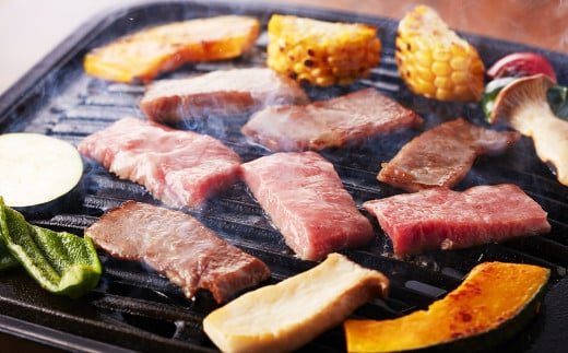 くまもと黒毛和牛カルビ焼肉 約300g（肉専用スパイス2種付）