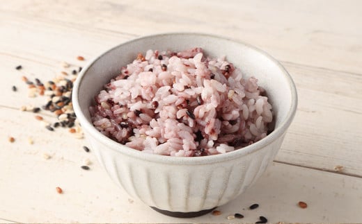 【箱入り】 もち麦 （皮）入り！ 五穀米 1.35kg （450g×3）