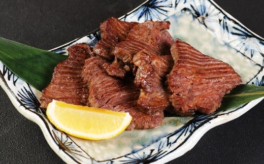 【訳あり】 厚切り牛タン 700g ／ 肉 にく お肉 おにく 牛肉 ぎゅうにく 牛タン 牛たん 厚切り 冷凍