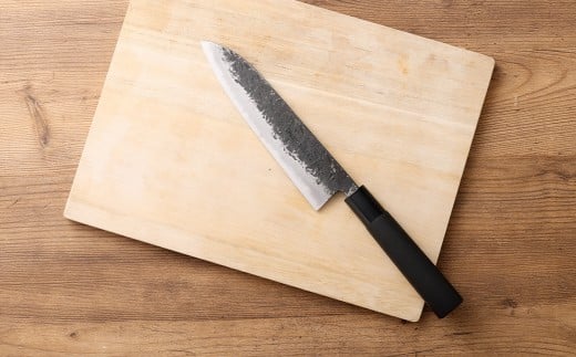 【一般向け】＜名入れあり＞ 大切な人へのプレゼントに！ 選べる感謝のメッセージ入 三徳包丁 ／ 包丁 刃物 調理器具 家庭用包丁 九州 熊本県 人吉市