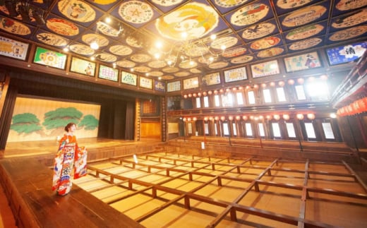 ヘアメイク着付け・アルバム込み！国指定重要文化財「八千代座」成人式前撮り【アンティーク着物レンタルの柏屋】 [ZDB002]