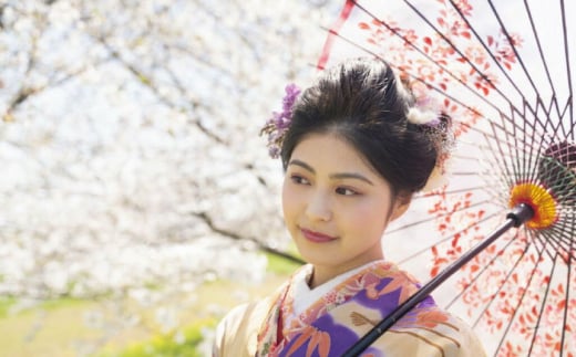 ヘアメイク着付け・アルバム込み！国指定重要文化財「八千代座」成人式前撮り【アンティーク着物レンタルの柏屋】 [ZDB002]