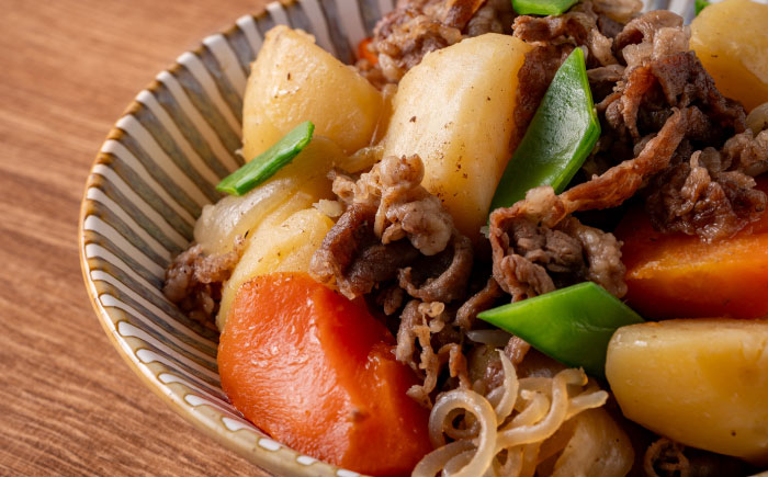 あか牛 切り落とし 500g  【合同会社　長岡フーズ】 [ZFR033]