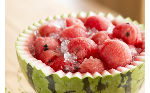  厳選  すいか 2玉 8kg～9kg メロンドーム 《2026年5月上旬より発送》---003-1575--