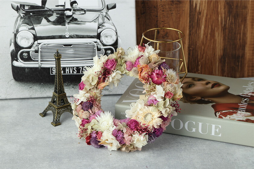 【12カ月定期便】 ドライフラワーリース Mサイズ ドライフラワー リース デザインおまかせ フラワーアレンジ インテリア 花 プレゼント ドライフラワー 送料無料《90日以内に出荷予定(土日祝除く)》---123-1608---