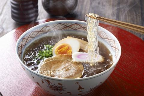 19-7　カネリョウ海藻　カロリー、糖質、脂質ゼロ! 海藻麺　ちゅらら