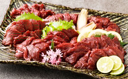 【フジチク】国産 馬刺し 赤身（800g）