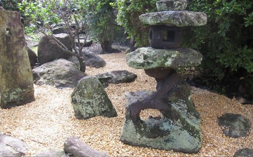 【15個口】庭砂利 天草砂利（5mm～20mm） 約20kg袋入り 合計約300kg 天草石 砂利 じゃり ブラウン 茶色 石 天然石 庭 熊本県 上天草市