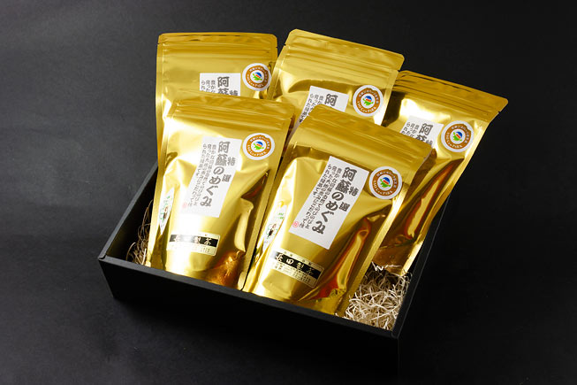 エコファーマ―認定農家の自家製緑茶「特選 阿蘇のめぐみ」 100g×5袋 自家製 緑茶 1位獲得 人気 美味しい 茶葉 玉緑茶 熊本 阿蘇