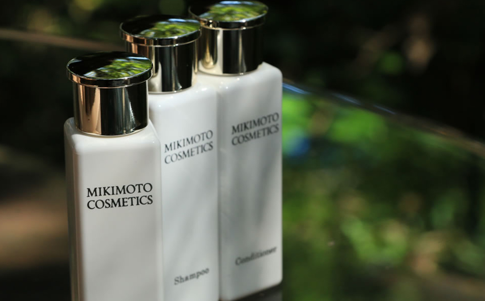 阿蘇の大自然を肌で体感する1泊2食付きペア宿泊券 【はなれの宿 千の森】はなれの宿 千の森 温泉 旅行  遊覧 ヘリコプター 観光 宿泊 リラックス 体験 食事付き おすすめ 熊本県 阿蘇市 宿泊券